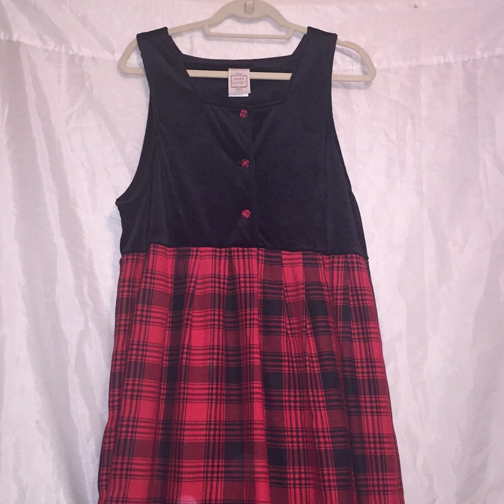 Pam’s Closet ❤️ Vintage ❤️ Christmas dress Sz L ❤️